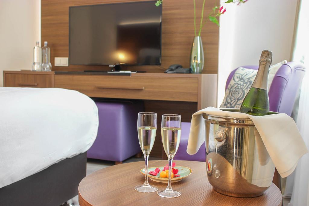 A-Hotel Oosterhout Oosterhout  Ngoại thất bức ảnh